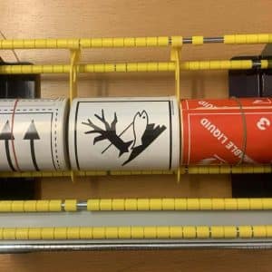 Manuel etiketdispenser til 3 standard fareseddel-ruller 230×320×135 mm